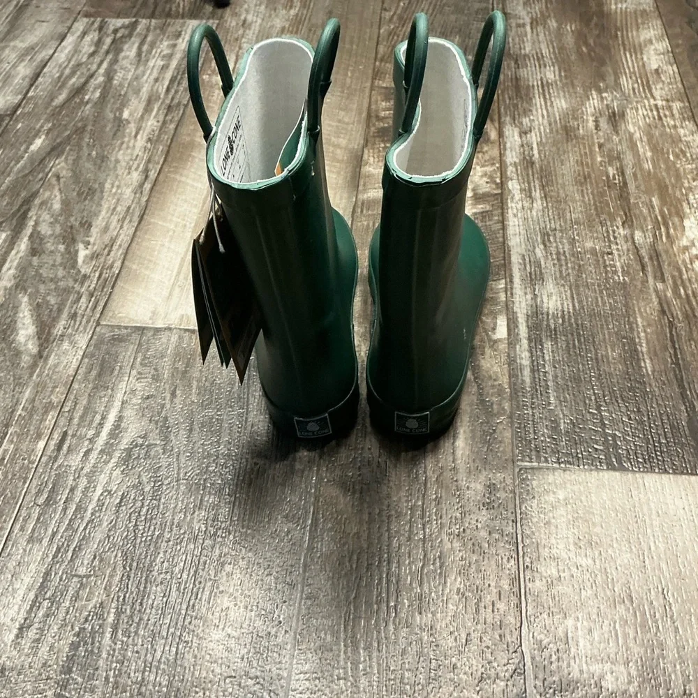 Lone Cone Children's Tall Green Rubber Rain Boots Size 13